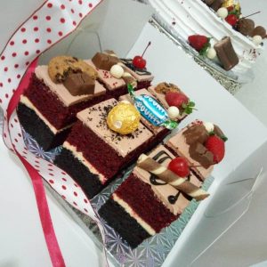 ENUGU: valentines cake special jCPHE02