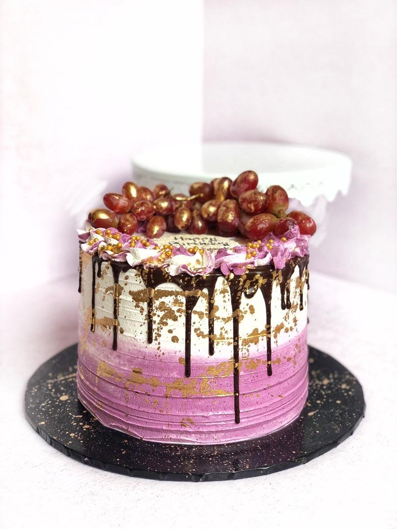 pinky fruit cake