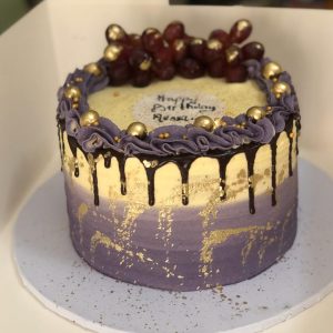 purple and grape cakes