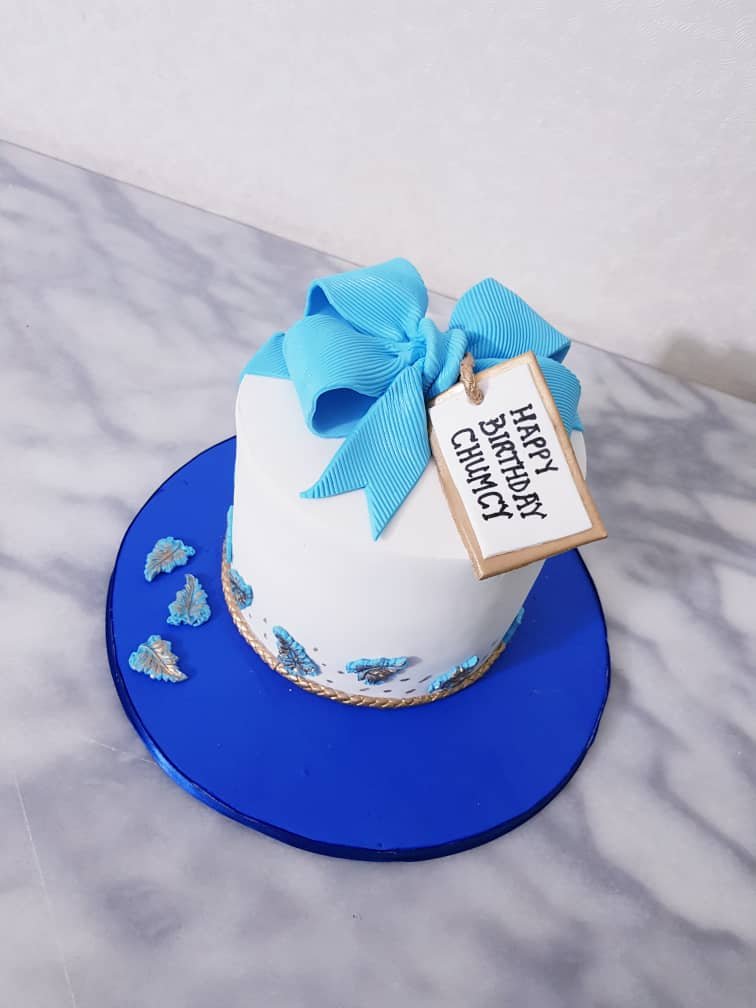 Kaduna: gift cake