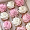 Sweettooth vanilla cupcakes